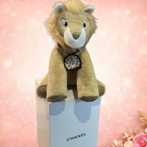 CHANEL GWP  COCO CRUSH Lion Novelty Doll Plush New
